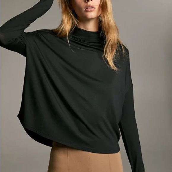 Aritzia | Tops | Aritzia Babaton Seaton 